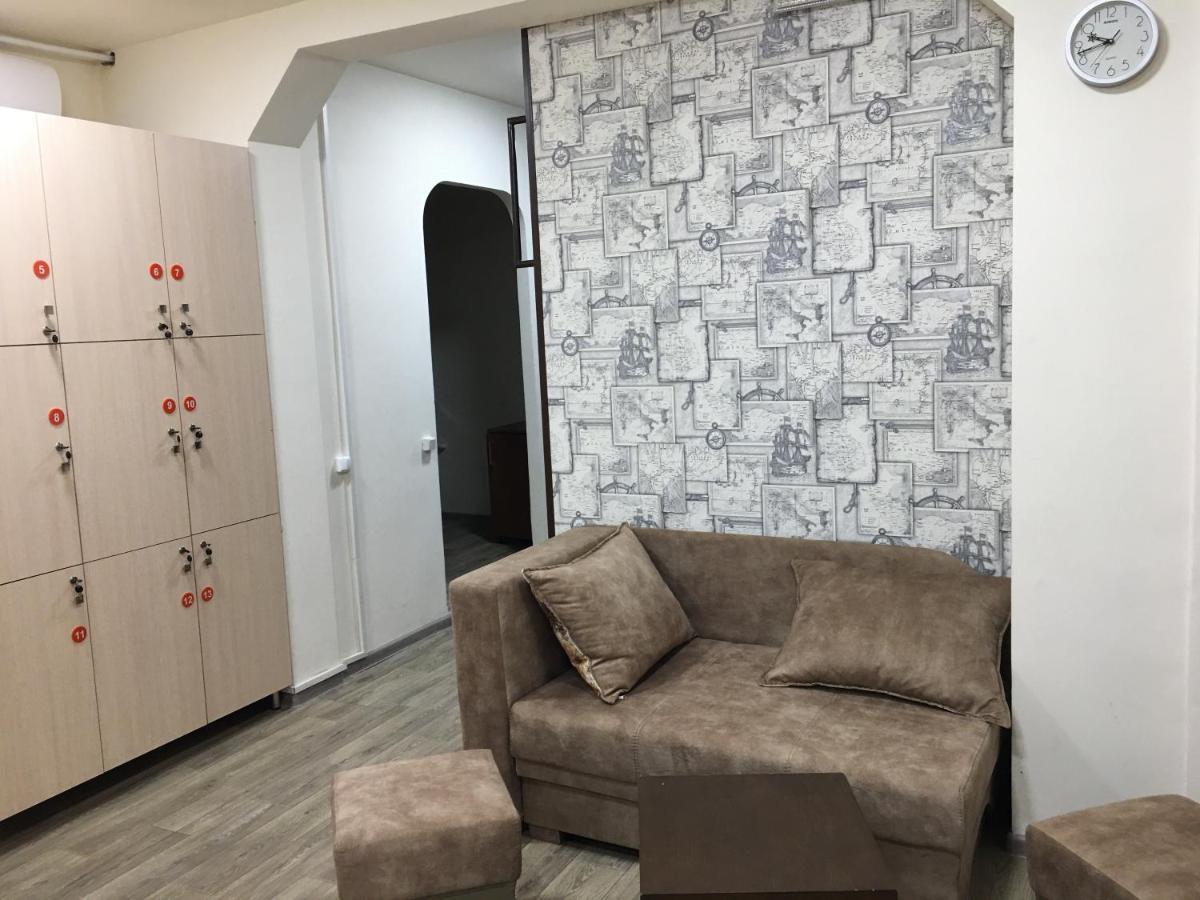 Bonvenon Capsule Hostel Yerevan Exterior photo